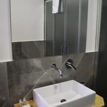 Be Italian Flat Sanfelice Naples