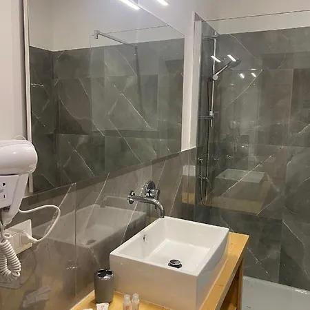 Be Italian Flat Sanfelice 3*