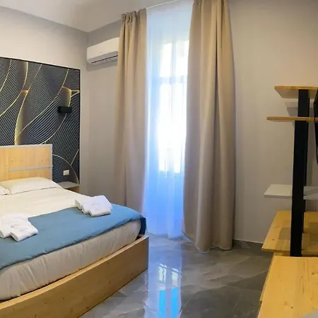 Be Italian Flat Sanfelice Affittacamere 3*