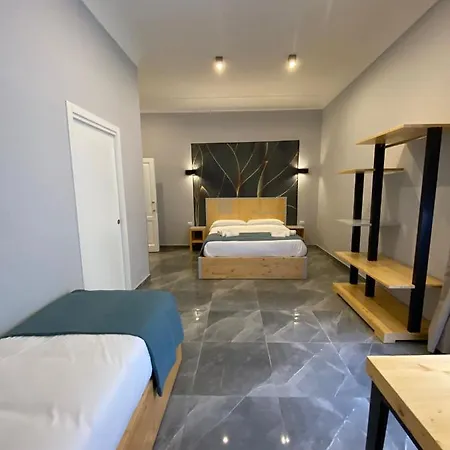 Be Italian Flat Sanfelice Affittacamere