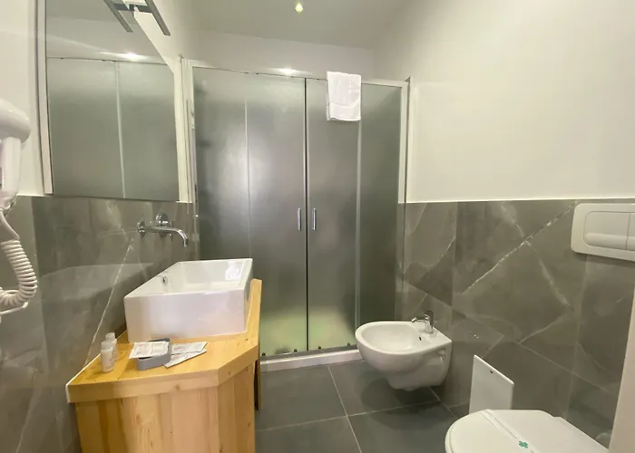 Pensión Be Italian Flat Sanfelice 3*